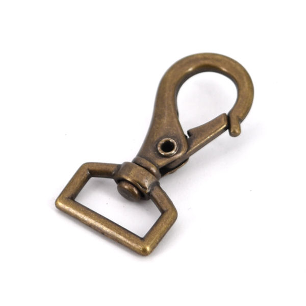 Taschen-Karabinerhaken für 15 mm | altmessing Taschen-Karabinerhaken für 15 mm | altmessing