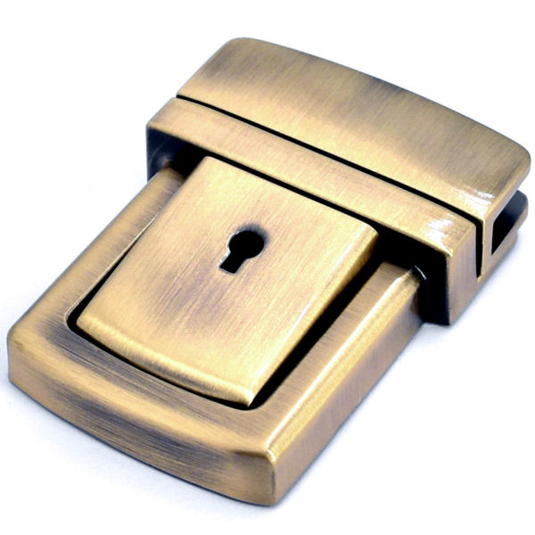 D-3671-am-8-TV-600-grosses-Schloss-Steckschloss-Schliesse-Schnalle-DESIGN-LUXUS-vintage-altmessing-antik-Mappen-Taschen-Lederwaren-OEM-Hersteller-shop large Tucktite fastener in Antique Brass finish